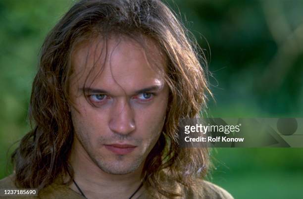 Vincent Perez in "Swept from the Sea" directed by Beeban Kidron, 1996