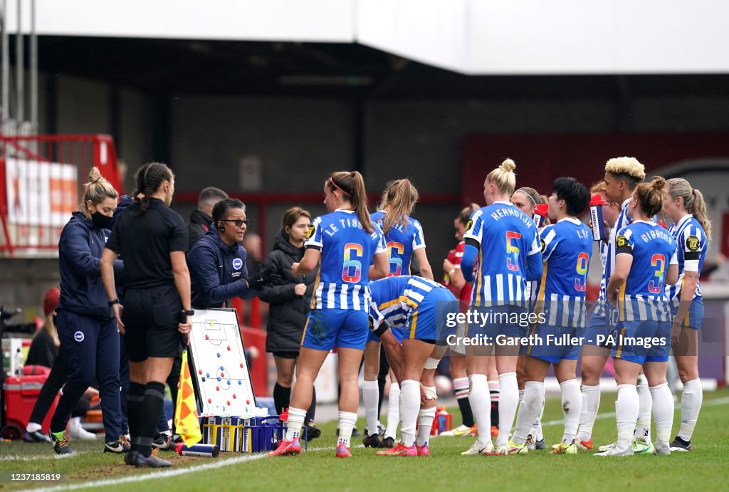 Brighton and Hove Albion v Manchester United - Barclays FA Women's Super League - The People's Pension Stadium
