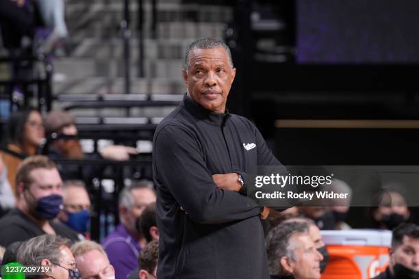 Interim Head coach Alvin Gentry of the Sacramento Kings coaches against the Orlando Magic on December 8, 2021 at Golden 1 Center in Sacramento,...