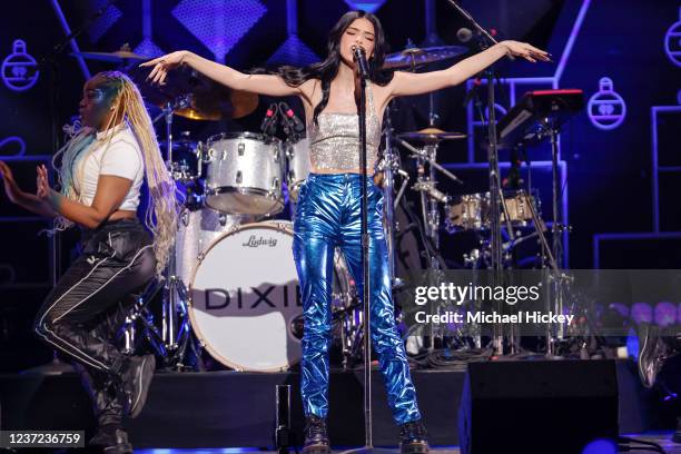 Dixie DAmelio performs during the Jingle Ball at Capital One Arena on December 14, 2021 in Washington, DC.