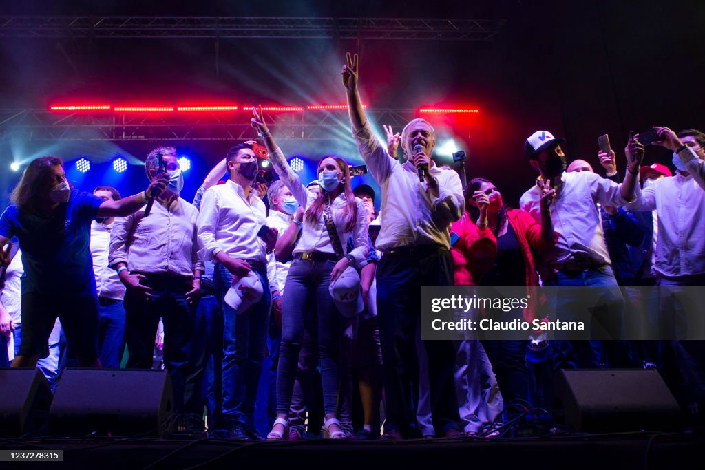 Kast and Boric Close Campaigns Ahead of Sunday Presidential Run-off