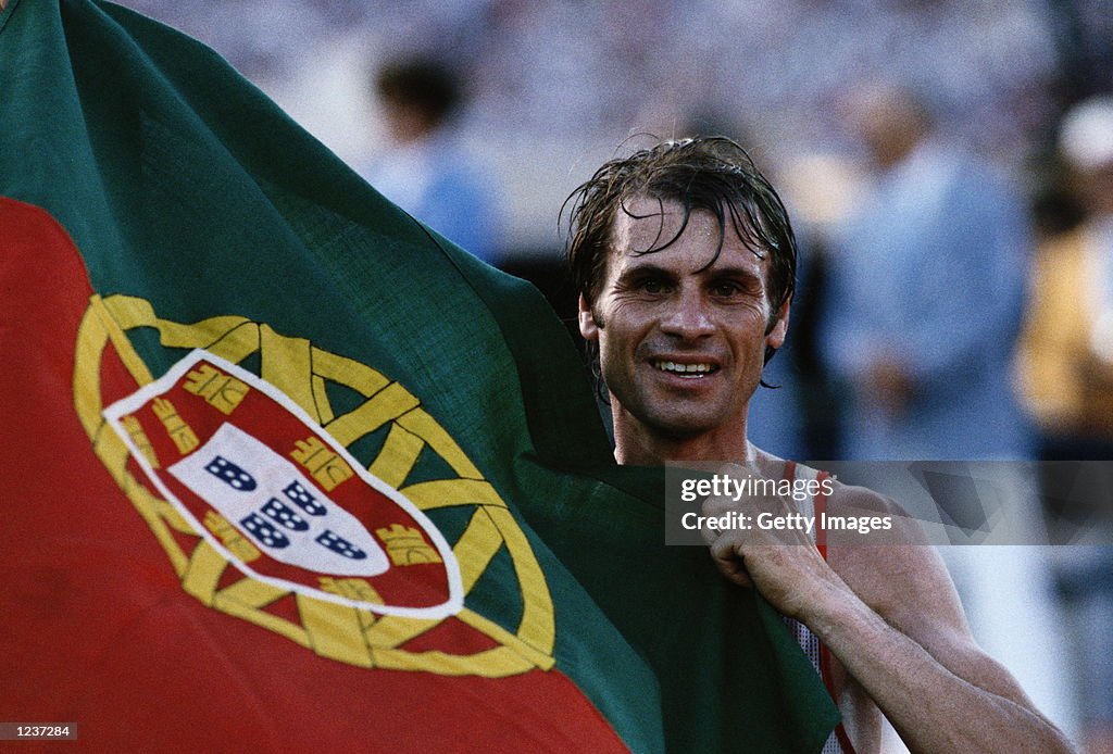 CARLOS LOPES PORTUGAL MARATHON WINNER LA 1984