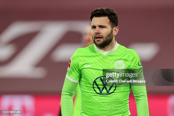 Renato Steffen of VfL Wolfsburg looks on during the Bundesliga match between FC Bayern München and VfL Wolfsburg at Allianz Arena on December 17,...