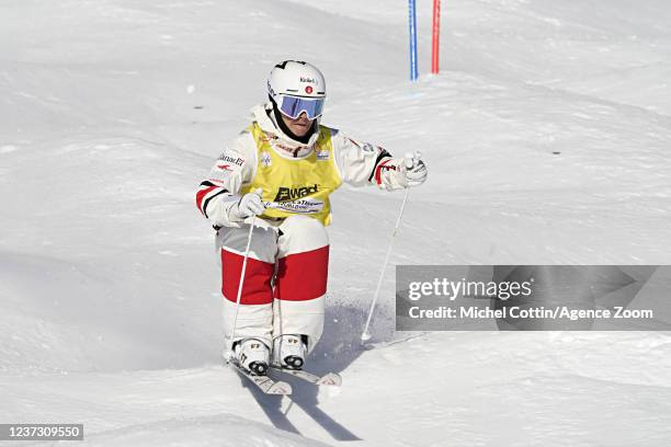 Mikael Kingsbury of Team Canada takes 1st place during the FIS Freestyle Ski World Cup Men's and Women's Dual Moguls on December 18, 2021 in Alpe...