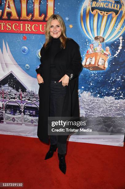 Kim Fisher attends the 17th Roncalli Weihnachtscircus premiere at Tempodrom on December 18, 2021 in Berlin, Germany.
