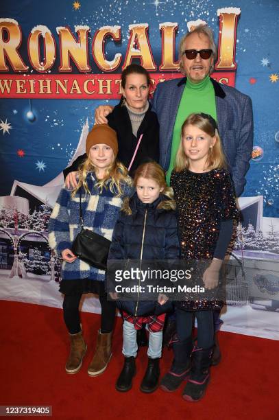 Reiner Schoene, his wife Anja Schoene, their daughter Charlotte-Sophie Schoene and friends of their daughter attend the 17th Roncalli...