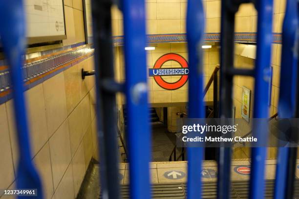 Closed For General Strike Photos and Premium High Res Pictures - Getty