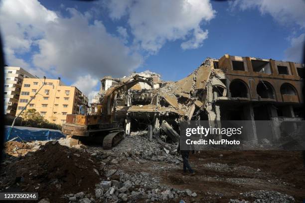 Al Rimal Tower Jawhara Photos and Premium High Res Pictures - Getty Images