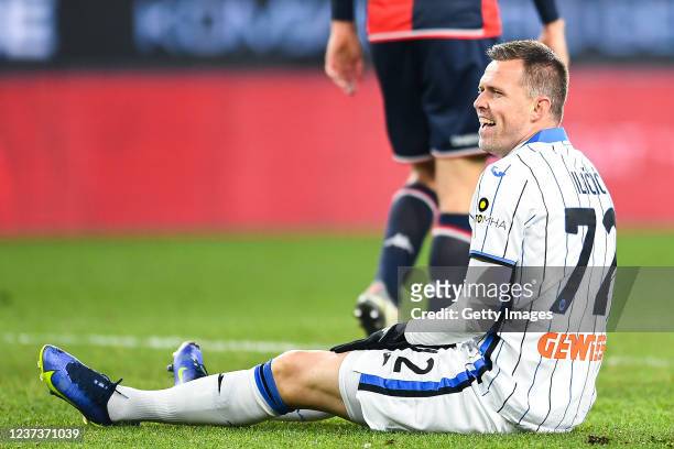 Josip Ilicic of Atalanta reacts with disappointment during the Serie A match between Genoa CFC and Atalanta BC at Stadio Luigi Ferraris on December...