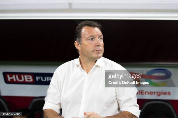 Head coach Marc Wilmots of Raja Casablanca looks on prior to the CAF Super Cup match between Al Ahly and Raja Casablanca at Al Rayyan Stadium on...