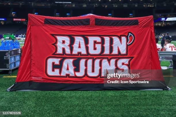 The injury tent for Louisiana-Lafayette before the New Orleans Bowl between the Louisiana-Lafayette Ragin Cajuns and the Marshall Thundering Herd on...