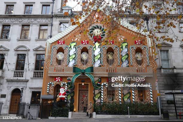 Christmas decorations at Annabel's private club on December 24, 2021 in London, England. Health Secretary Sajid Javid confirmed that no new...