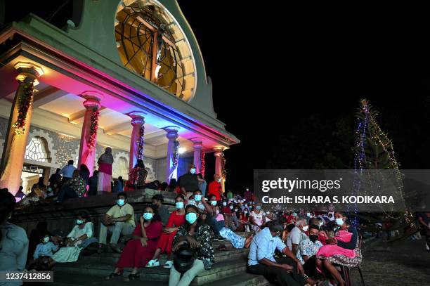 Basilika Ragama 41 Basilica Of Our Lady Of Lanka Stock Photos, High-Res Pictures, and ...
