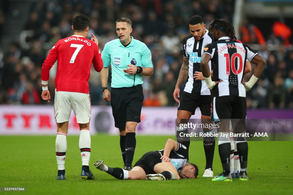 Newcastle United v Manchester United - Premier League