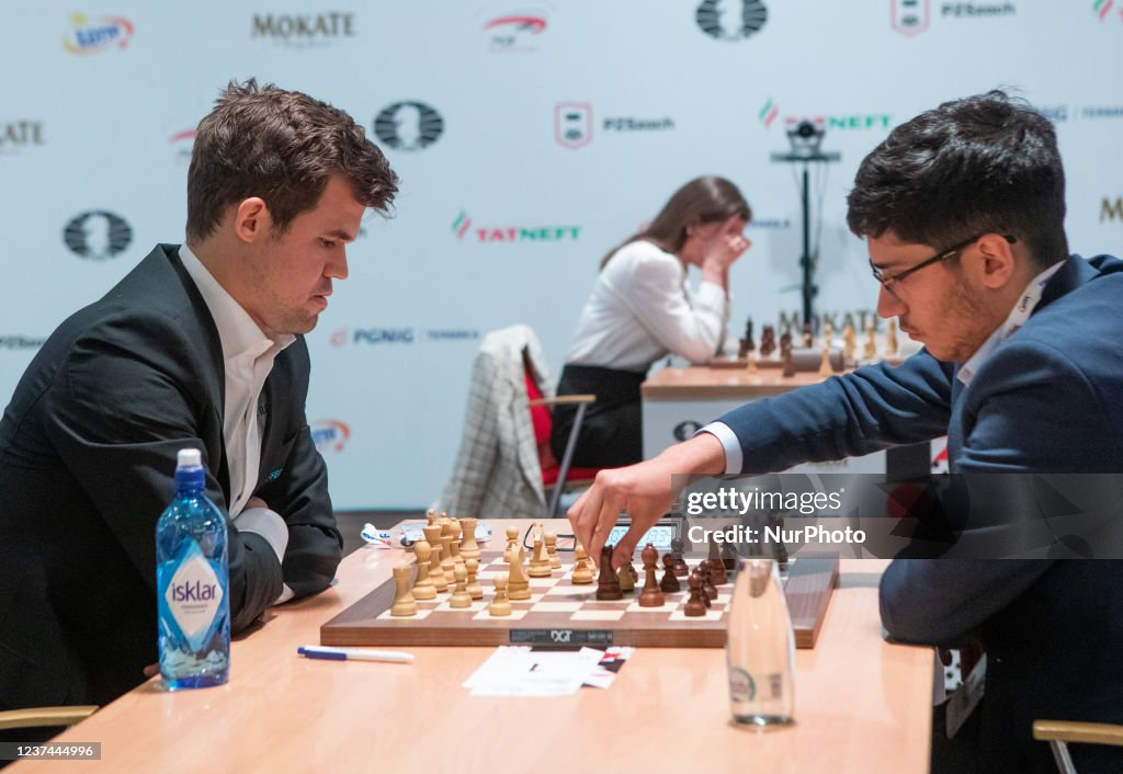 Magnus Carlsen ,Alireza Firouzja during the World Championships of News  Photo - Getty Images