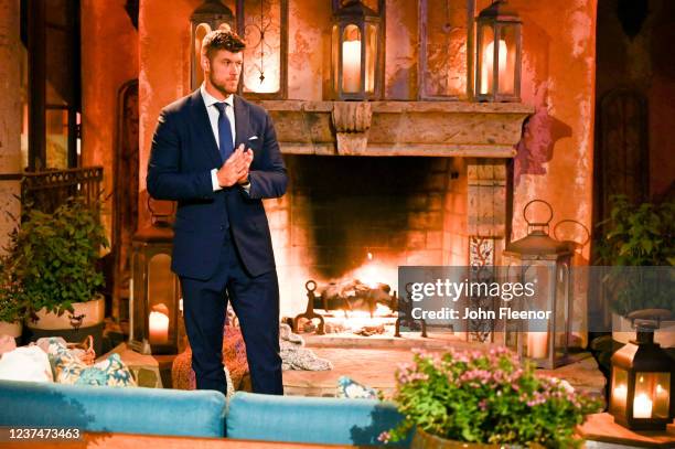 Clayton Echard's journey to find love kicks off! For the first time in two years, 31 women arrive at Bachelor Mansion ready to make their grand...