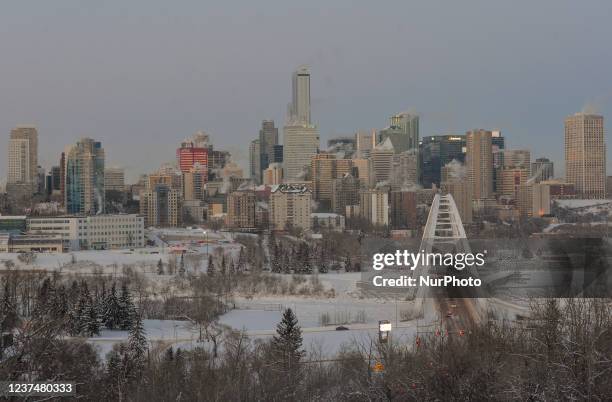 General view of the traffic in the center of Edmonton during the freezing weather with temperatures close to -30C. On Thursday, December 30 in...