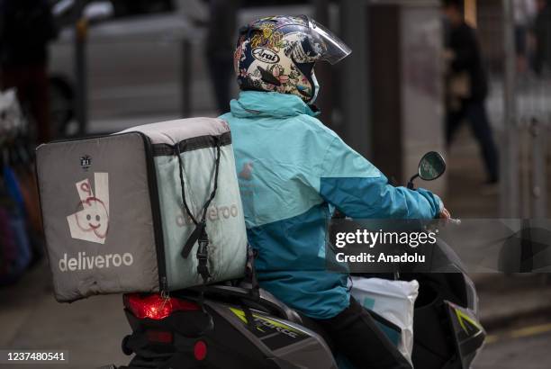 Pickaroo Delivery Rider Deliveroo Photos and Premium High Res Pictures - Getty Images