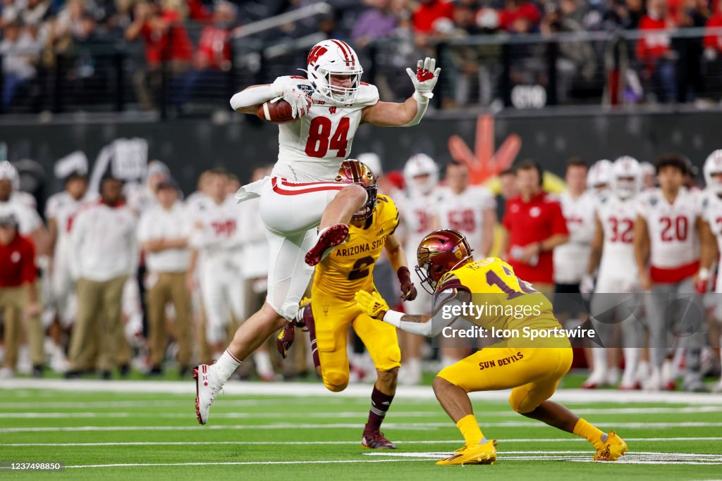 COLLEGE FOOTBALL: DEC 30 SRS Distribution Las Vegas Bowl - Wisconsin v Arizona State