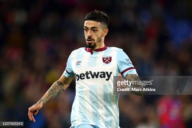 Manuel Lanzini of West Ham United during the Premier League match between Crystal Palace and West Ham United at Selhurst Park on January 1, 2022 in...