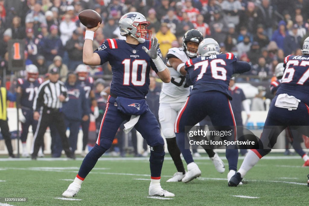 NFL: JAN 02 Jaguars at Patriots
