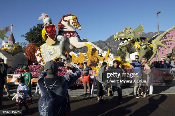 Floast 14 Floast Stock Photos, High-Res Pictures, and Images - Getty Images