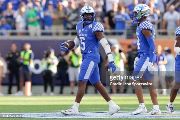 Kentucky Wildcats linebacker DeAndre Square looks on after intercepting a pass during the Verb Citrus Bowl game between the Iowa Hawkeyes and the...