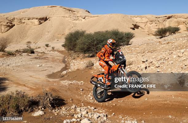 Italian biker Danilo Petrucci competes during the Stage 5 of the Dakar 2022 around Riyadh in Saudi Arabia, on January 6, 2022.