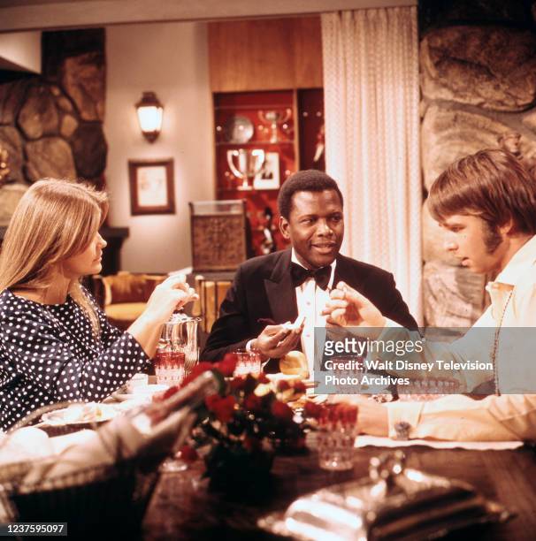 Los Angeles, CA Lauri Peters, Sidney Poitier, Beau Bridges appearing in the movie 'For the Love of Ivy'.