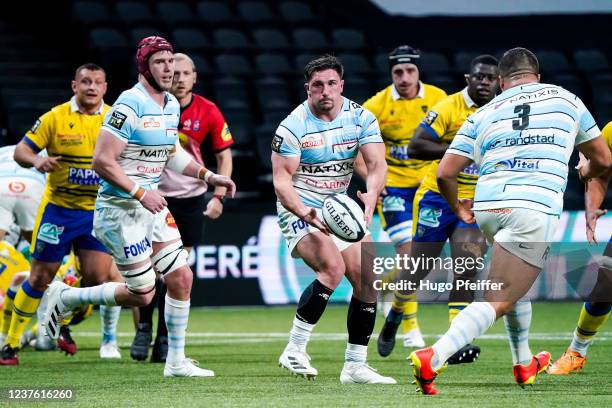 Bernard LE ROUX of Racing 92 and Camille CHAT of Racing 92 during the Top 14 match between Racing 92 and Clermont on January 8, 2022 in Nanterre,...