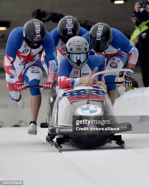 Davis Springis World Cup Four Man Bobsleigh Event Photos and Premium High Res Pictures ...