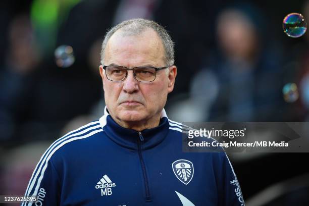 Leeds Head Coach Marcelo Bielsa looks on during the Emirates FA Cup Third Round match between West Ham United and Leeds United at London Stadium on...