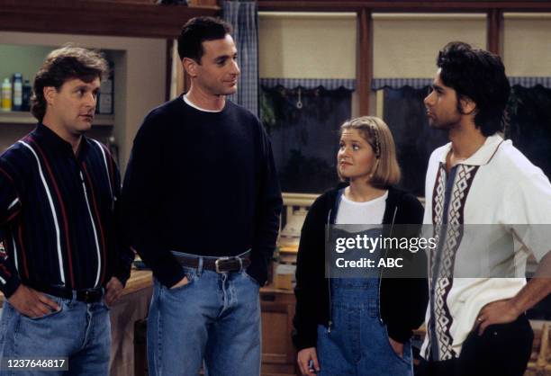 Los Angeles, CA Dave Coulier, Bob Saget, Candace Cameron Bure, John Stamos appearing in the ABC tv series 'Full House', episode 'Air Jesse'.