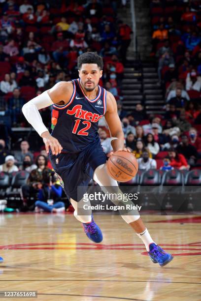 Tobias Harris of the Philadelphia 76ers drives to the basket during the game against the Houston Rockets on January 10, 2022 at the Toyota Center in...