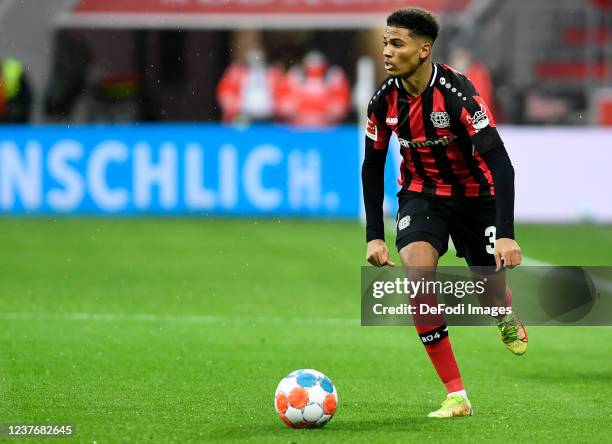 Amine Adli of Bayer 04 Leverkusen controls the ball during the Bundesliga match between Bayer 04 Leverkusen and SpVgg Greuther Fürth at BayArena on...