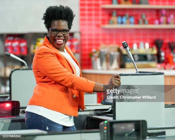 Another Man's Trash Is Another Woman's Treasure!"- Three-time Emmy® nominee and comedienne Leslie Jones is back with a stockpile of groceries and...