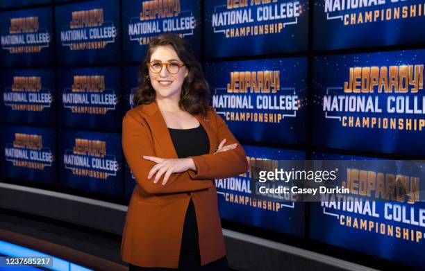 Jeopardy! National College Championship" stars Host Mayim Bialik.