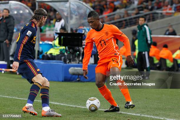 Sergio Ramos of Spain, Eljero Elia of Holland during the World Cup match between Holland v Spain on July 11, 2010
