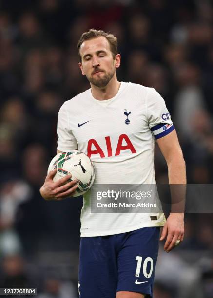 Harry Kane of Tottenham Hotspur looks dejected during the Carabao Cup Semi Final Second Leg match between Tottenham Hotspur and Chelsea at Tottenham...