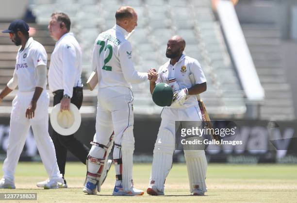 Rassie van der Dussen and Temba Bavuma of South Africa celebrate after winning the match and series during day 4 of the 3rd Betway WTC Test match...