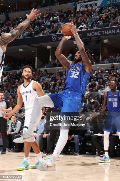 Marquese Chriss of the Dallas Mavericks shoots the ball during the game against the Memphis Grizzlies on January 14, 2022 at FedExForum in Memphis,...