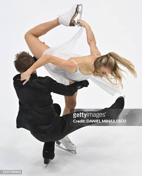 Russia's Victoria Sinitsina and Nikita Katsalapov perform during the Ice Dance Free Dance program of the European Figure Skating Championship 2022 on...
