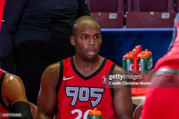 Jodie Meeks of the Raptors 905 takes break from play during an NBA G League game against the Lakeland Magic at the Paramount Fine Foods Centre on...