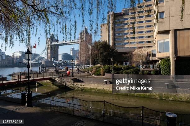 Drawbridge Lock 29 Isis Lock Stock Photos, High-Res Pictures, and Images - Getty Images