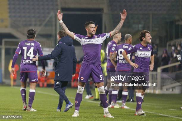 the players of Fiorentina Primavera celebrate victory during the News  Photo - Getty Images