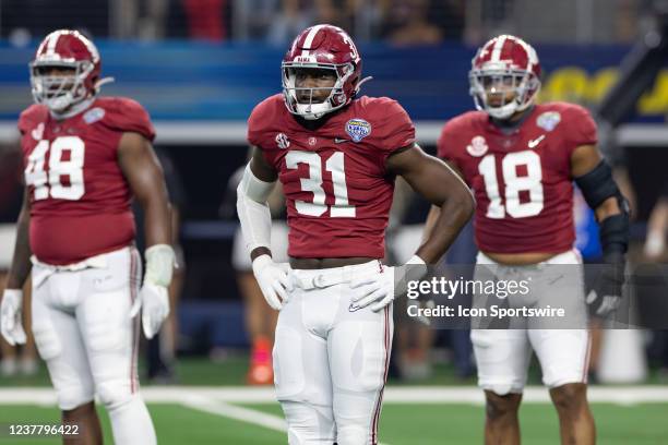 Alabama Crimson Tide linebacker Will Anderson Jr. Looks to the sideline during the Goodyear Cotton Bowl CFP Semifinal college football game between...