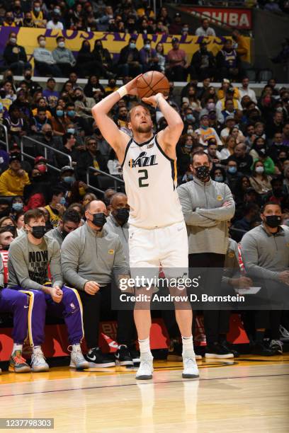 Joe Ingles of the Utah Jazz shoots the ball during the game against the Los Angeles Lakers on January 17, 2022 at Crypto.Com Arena in Los Angeles,...