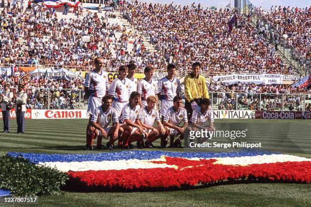 Team Yugoslavia line up during the FIFA World Cup Quarter-Final match between Argentina and Yugoslavia, at Stadio Artemio Franchi, Florence, Italy on...