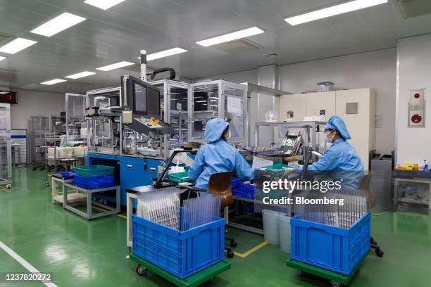 Production Line Testing Production Line Test Photos and Premium High Res Pictures - Getty Images