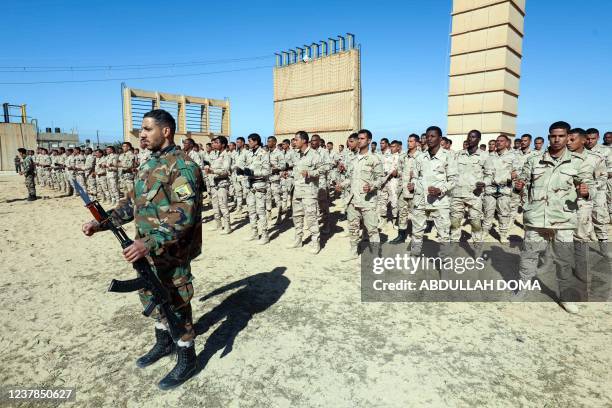 Libyan Army Officer Photos and Premium High Res Pictures - Getty Images